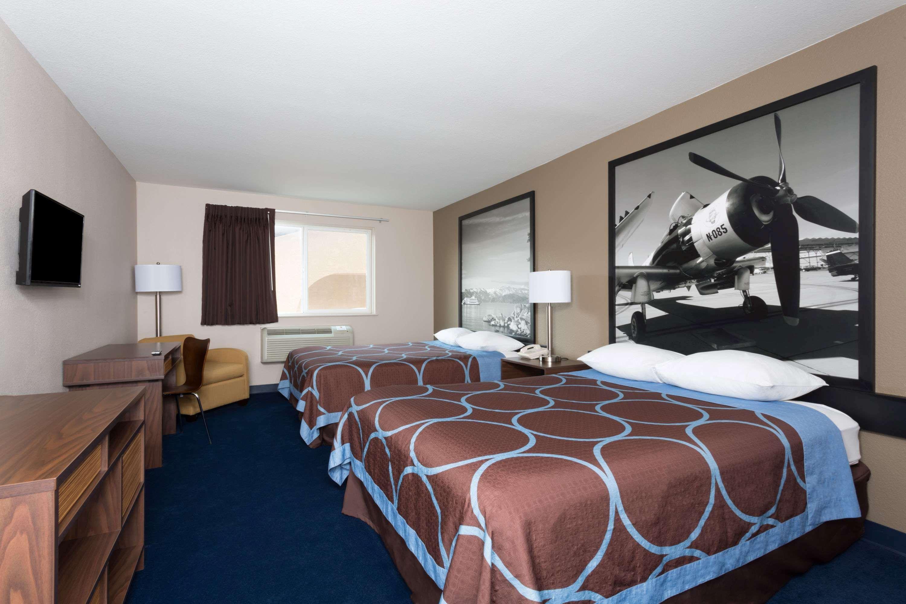 Americas Best Value Inn Sparks Exterior photo