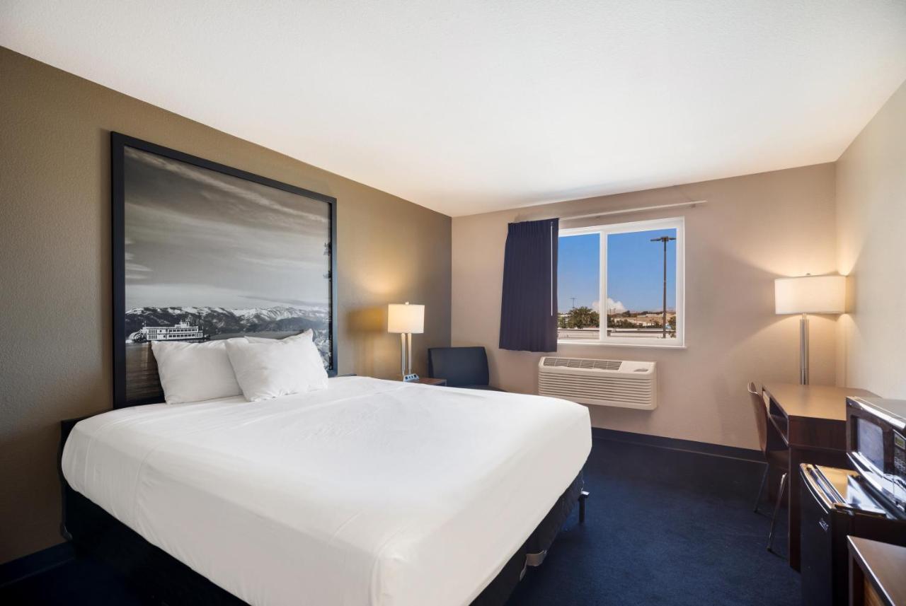 Americas Best Value Inn Sparks Exterior photo