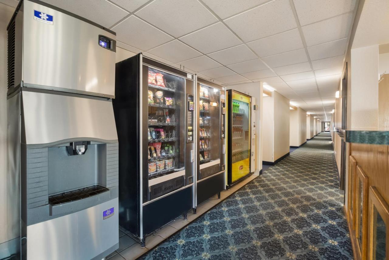 Americas Best Value Inn Sparks Exterior photo